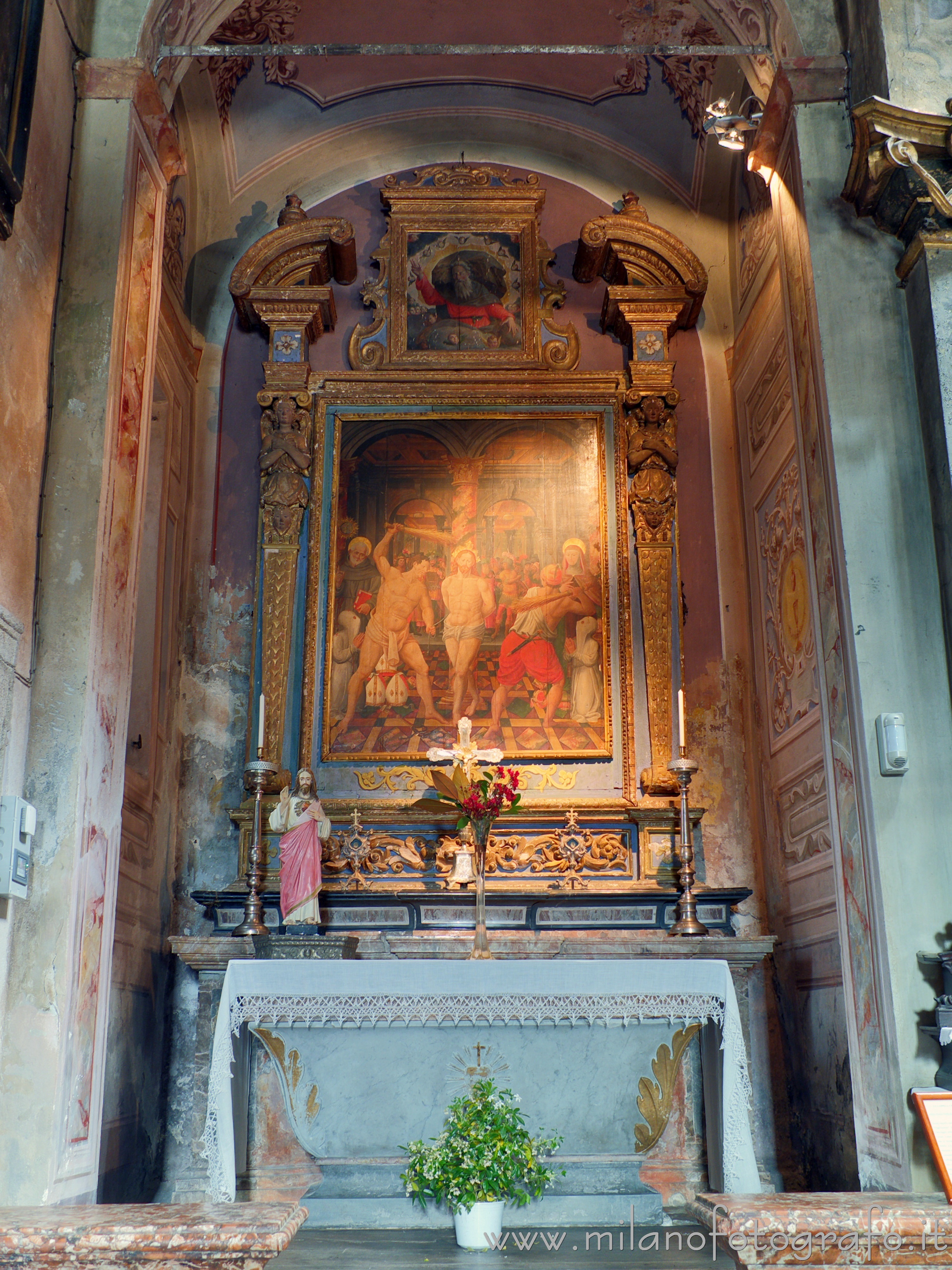 Orta San Giulio (Novara) - Cappella del Sacro Cuore nella Chiesa di Santa Maria Assunta - Foto a piena risoluzione